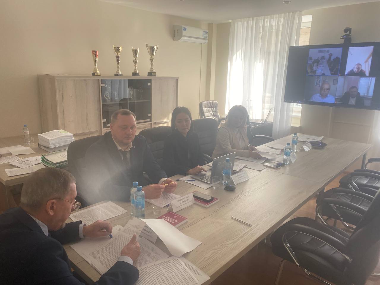 Фото к публикации: Состоялось заседание Совета Адвокатской палаты Югры